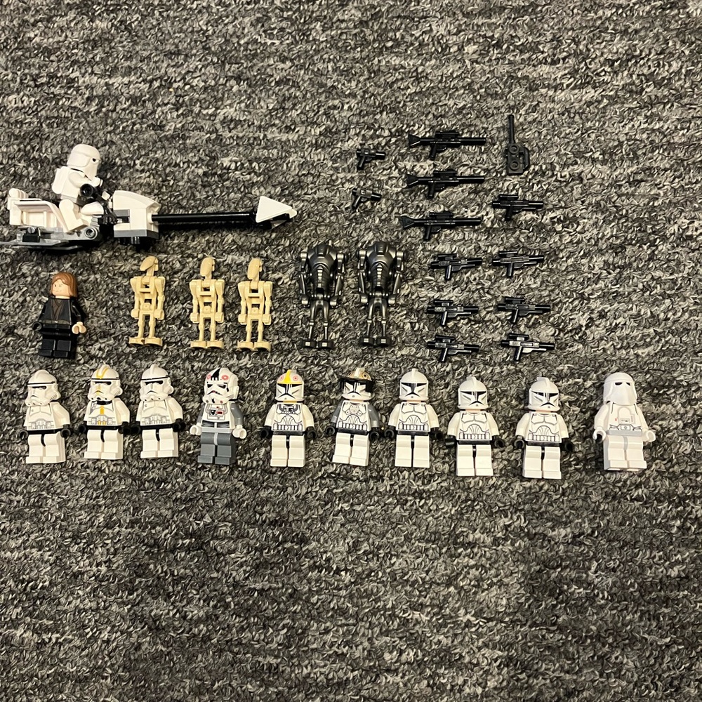 LEGO Star Wars Clone Trooper and Battle Droid Minifigure Lot - White and Tan